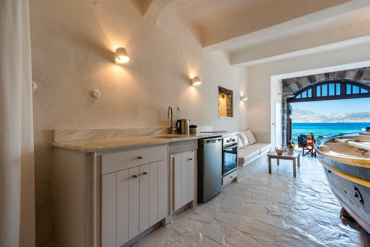 Klima  Neosikos Amazing Beach House In Milos Islandヴィラ エクステリア 写真